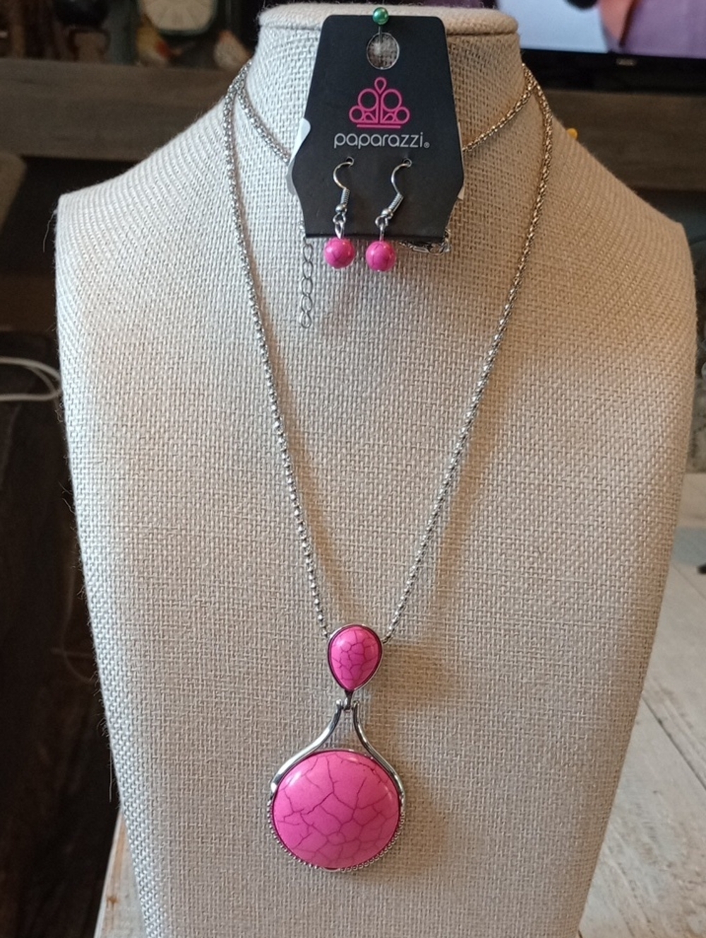 paparazzi Silver-Tone Necklace and Pink Stone Earrings Set